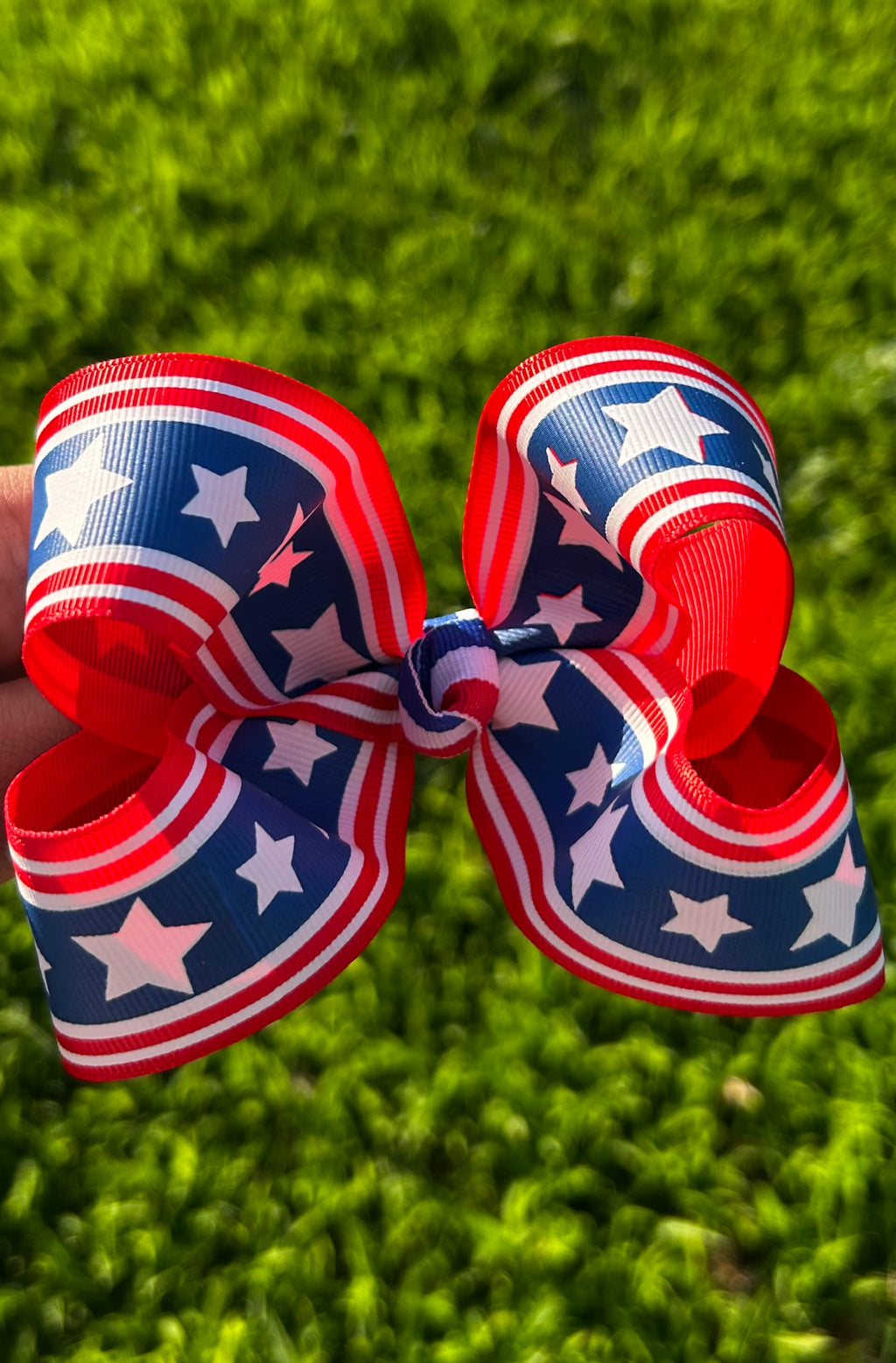 5’ Stars and Stripes bow on Big Clip
