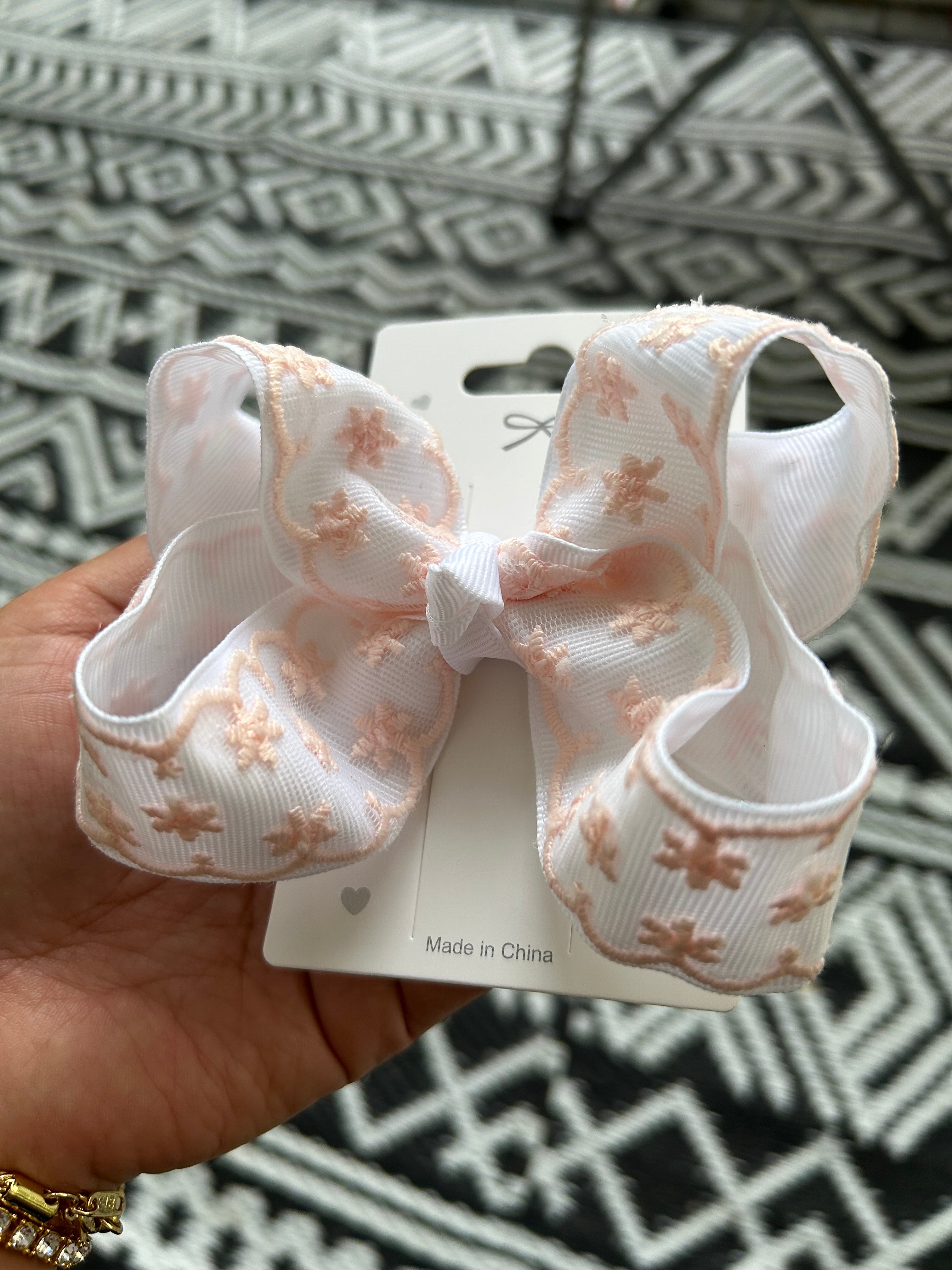 Peach Lace on White Bow