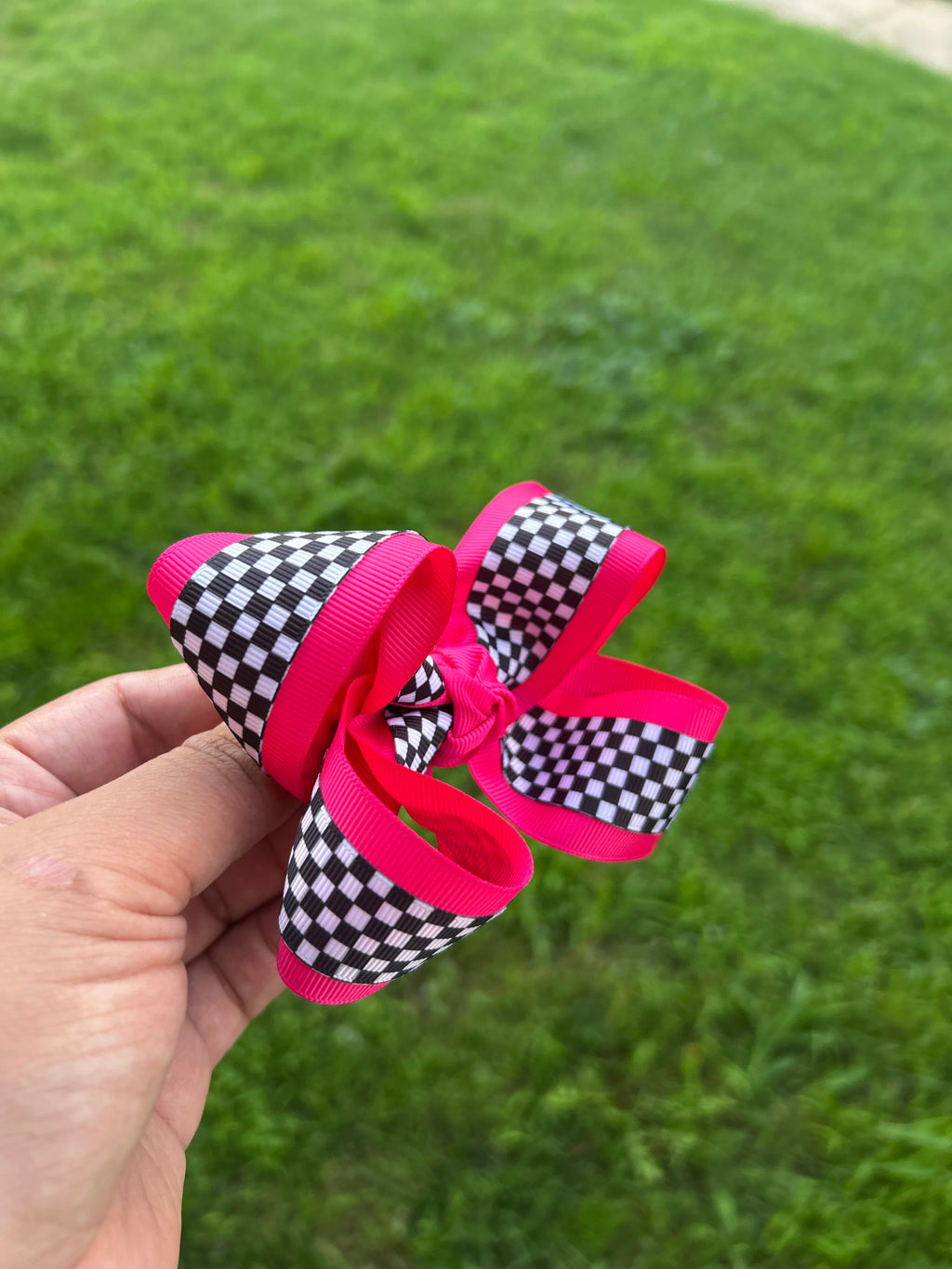 Double Checkered Bow🎸